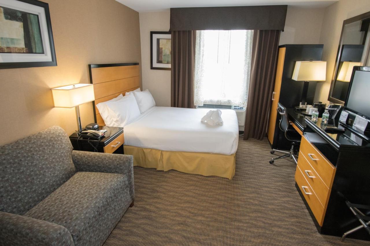 Holiday Inn Express Kennedy Airport, An Ihg Hotel New York Dış mekan fotoğraf