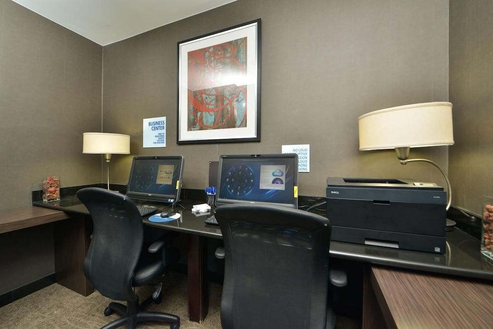 Holiday Inn Express Kennedy Airport, An Ihg Hotel New York Dış mekan fotoğraf
