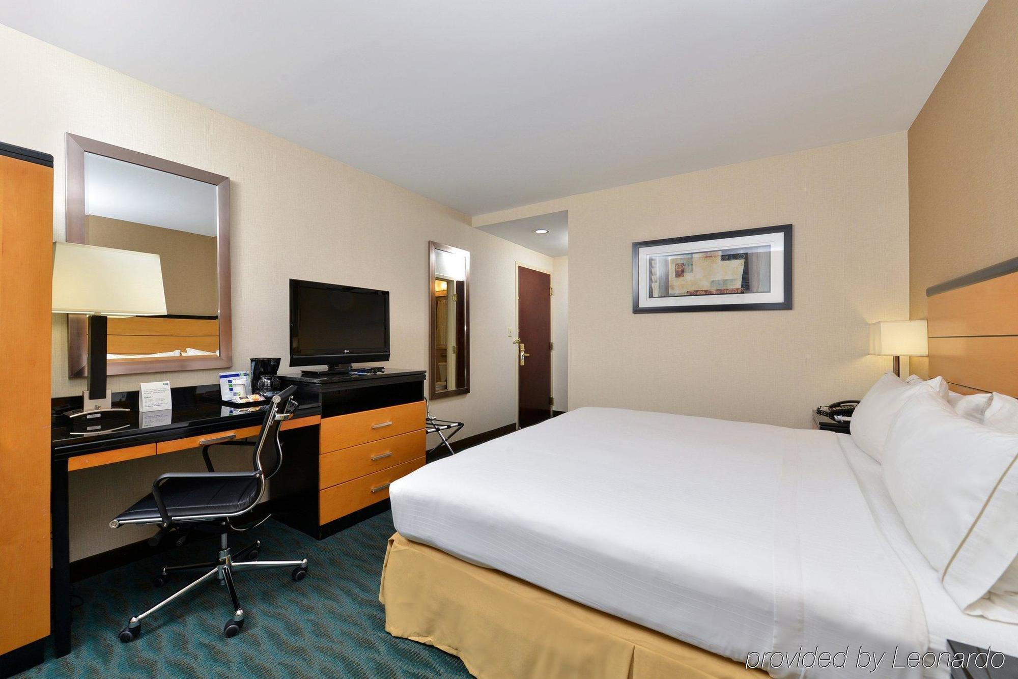 Holiday Inn Express Kennedy Airport, An Ihg Hotel New York Dış mekan fotoğraf