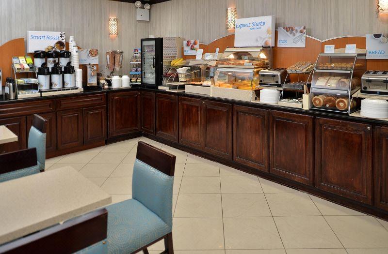 Holiday Inn Express Kennedy Airport, An Ihg Hotel New York Dış mekan fotoğraf